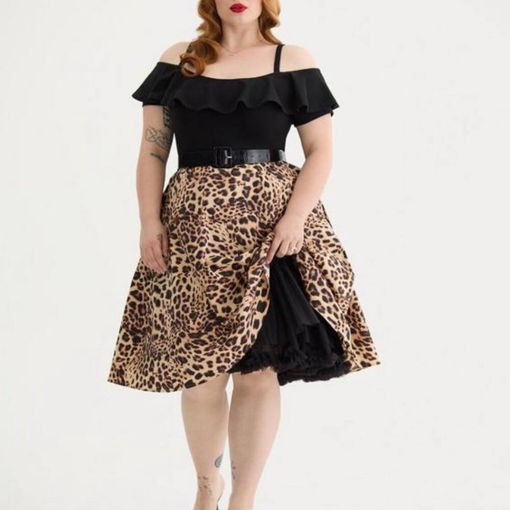 Retro Chic Crinoline Skirt - Torrid - Deep Black Size 0 - Picture 6 of 8